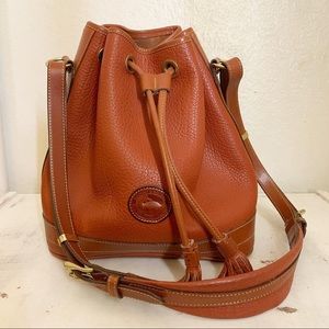 Vintage Dooney and Bourke bucket bag